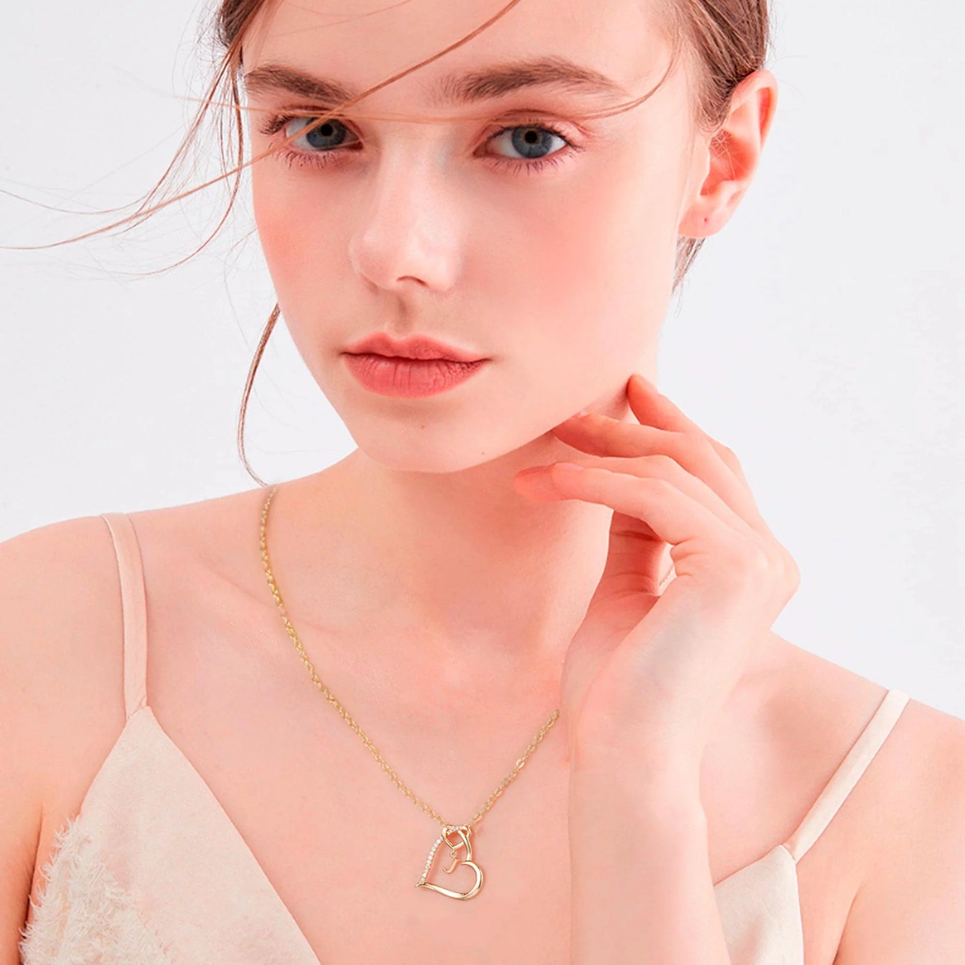 Heart Initial Necklaces for Women Girls 14K Gold Plated Heart Initial Necklaces Dainty Letter Initial Pendant Necklace for Women